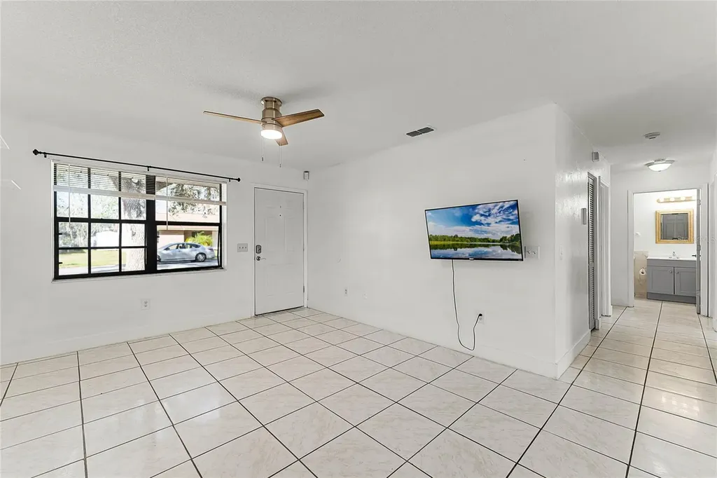 825 Kottle Circle S Daytona Beach FL 32114