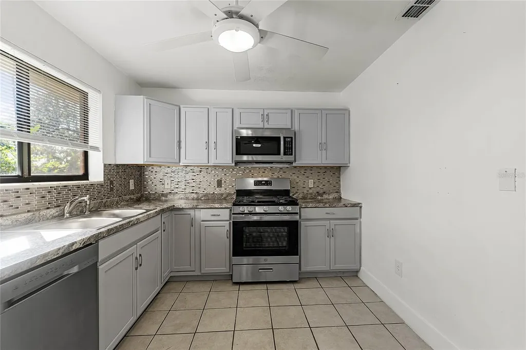825 Kottle Circle S Daytona Beach FL 32114