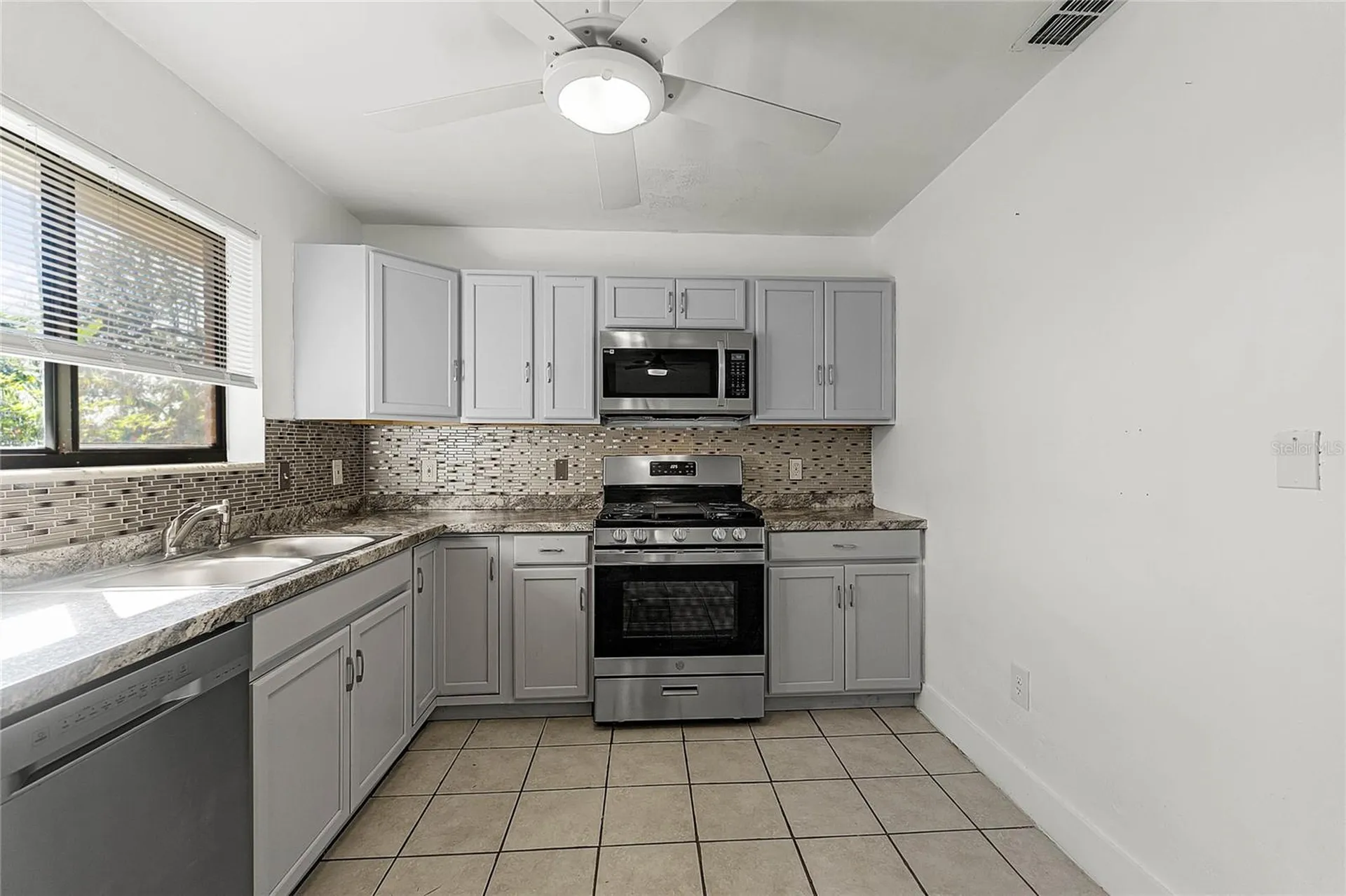 825 Kottle Circle S Daytona Beach FL 32114