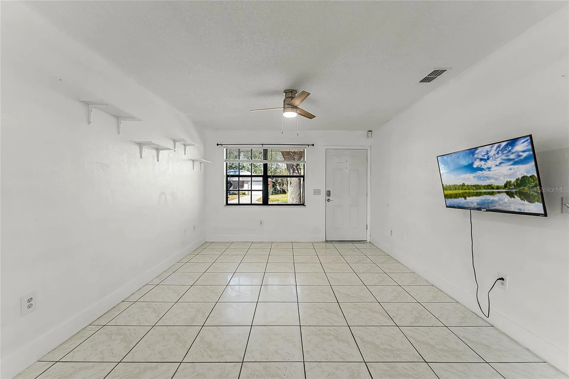 825 Kottle Circle S Daytona Beach FL 32114