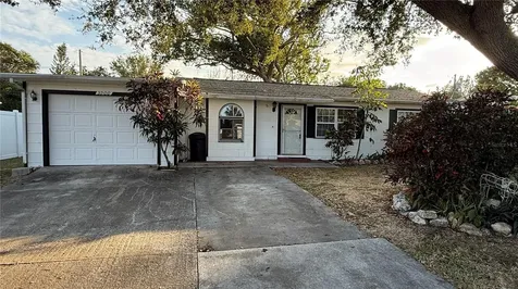 5900 Mckee Lake Drive N St Petersburg FL 33709