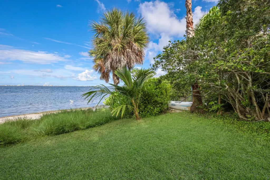 3301 Bay Shore Road Sarasota FL 34234