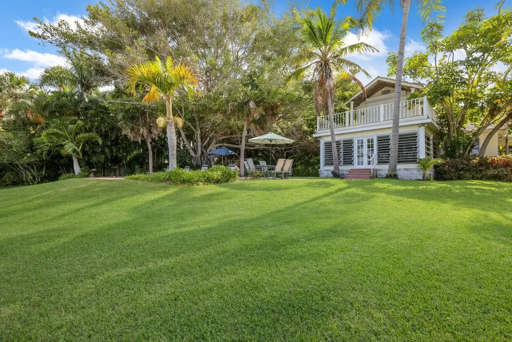 3301 Bay Shore Road Sarasota FL 34234