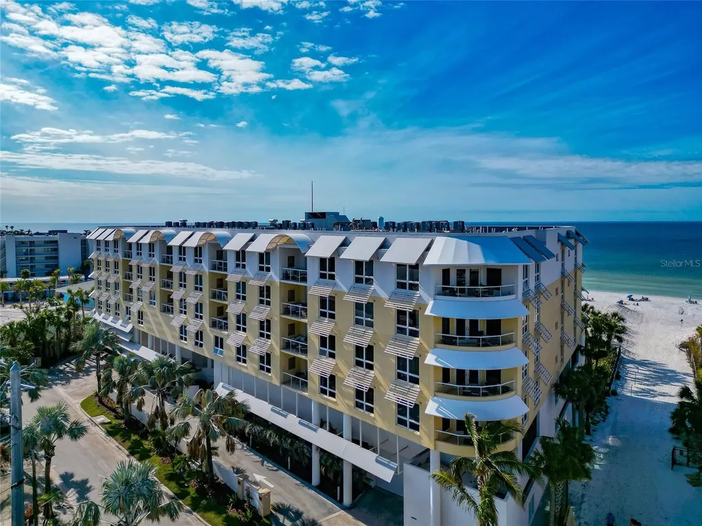 915 Seaside Drive Sarasota FL 34242