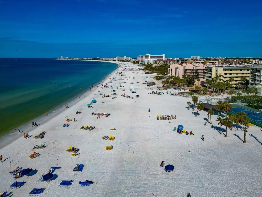 915 Seaside Drive Sarasota FL 34242