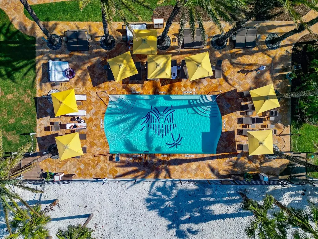 915 Seaside Drive Sarasota FL 34242