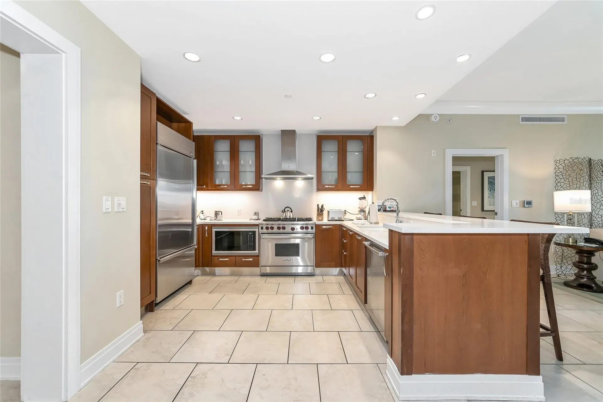 915 Seaside Drive Sarasota FL 34242