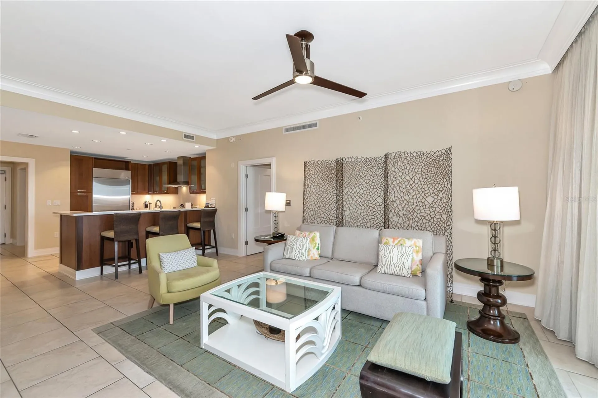 915 Seaside Drive Sarasota FL 34242