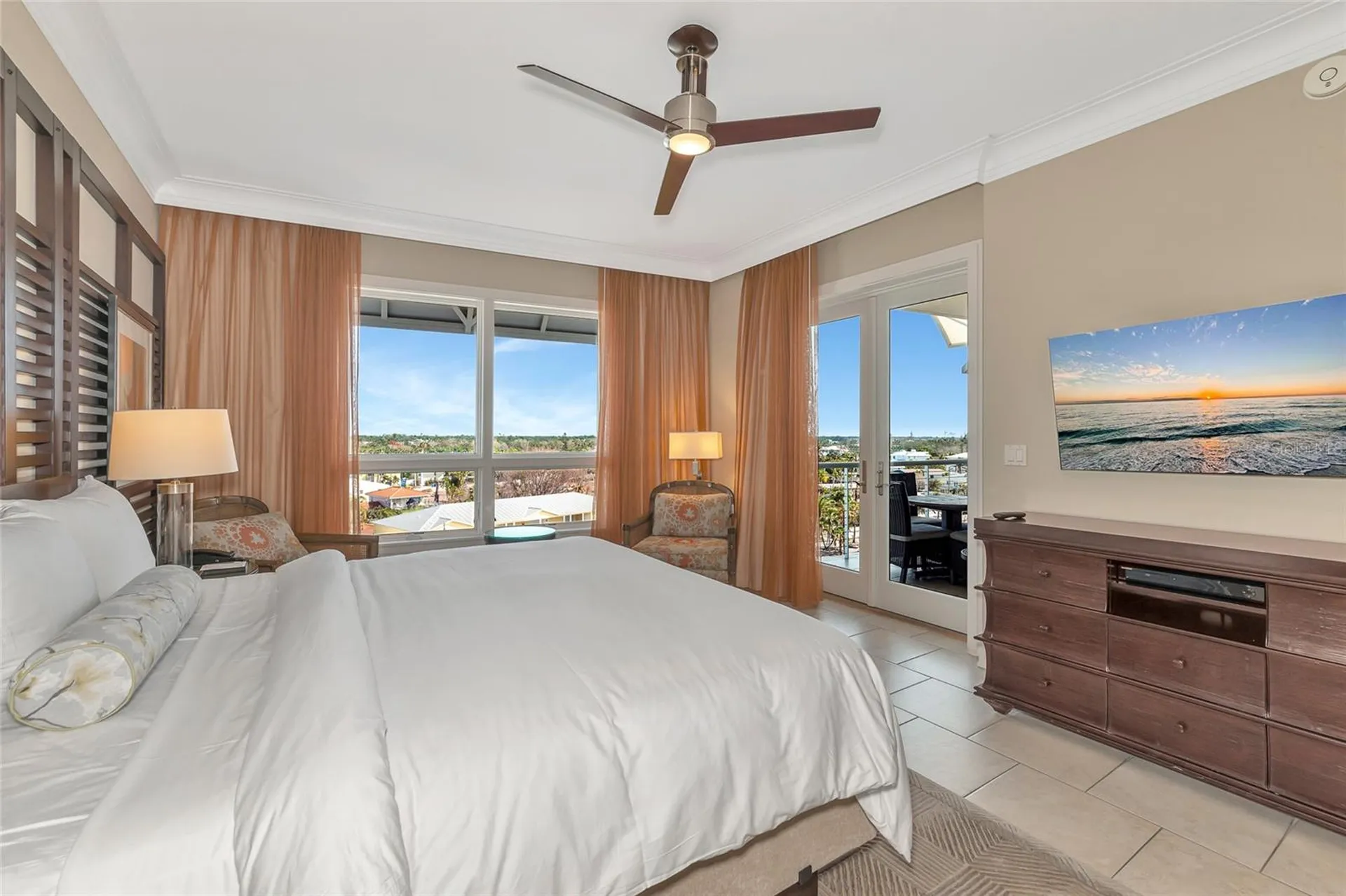 915 Seaside Drive Sarasota FL 34242