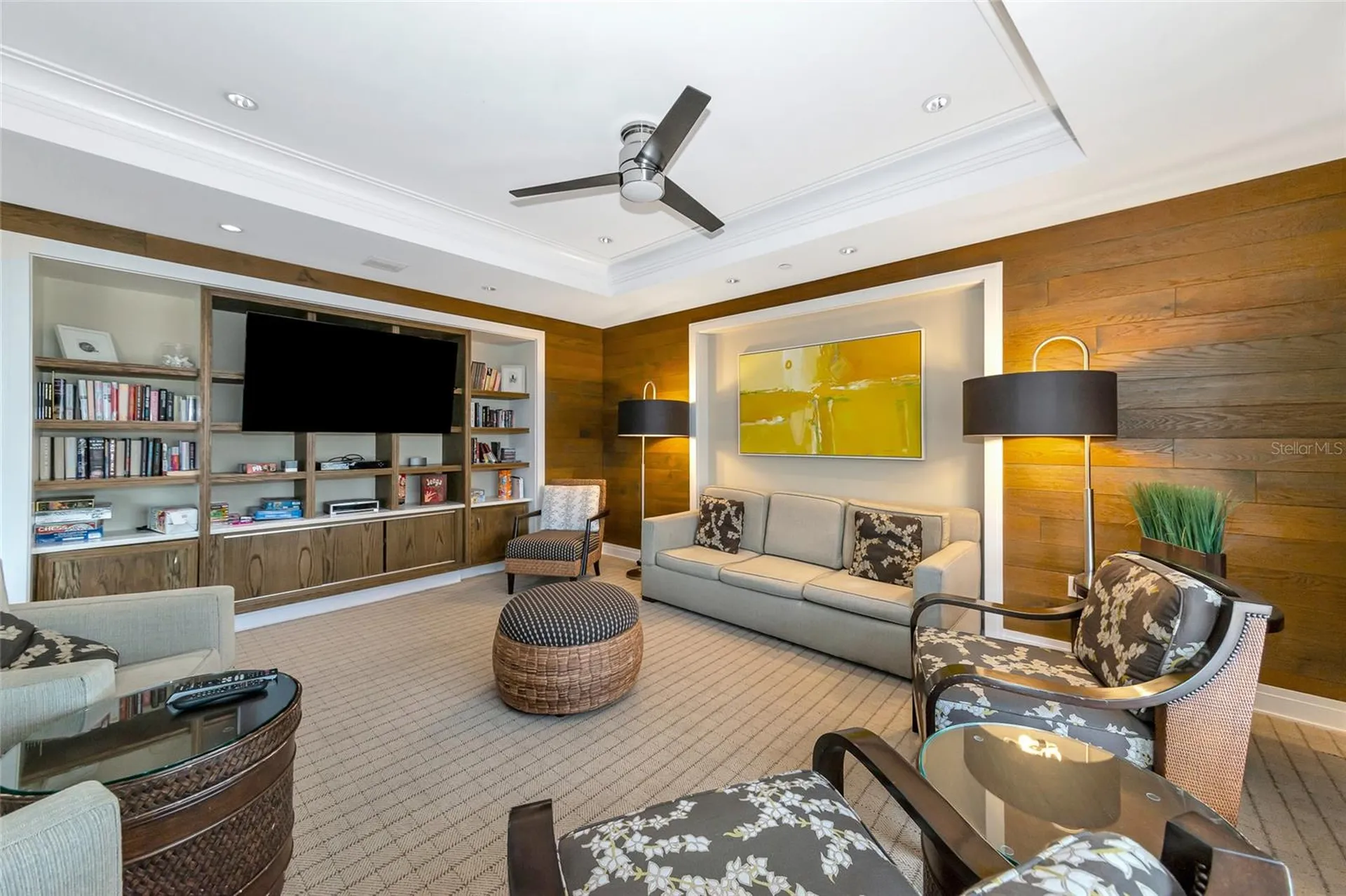 915 Seaside Drive Sarasota FL 34242