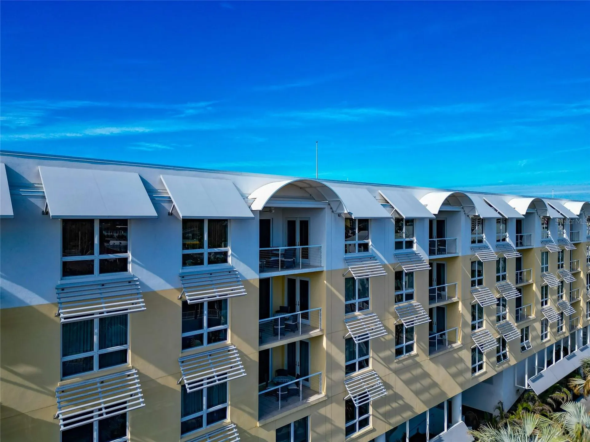 915 Seaside Drive Sarasota FL 34242