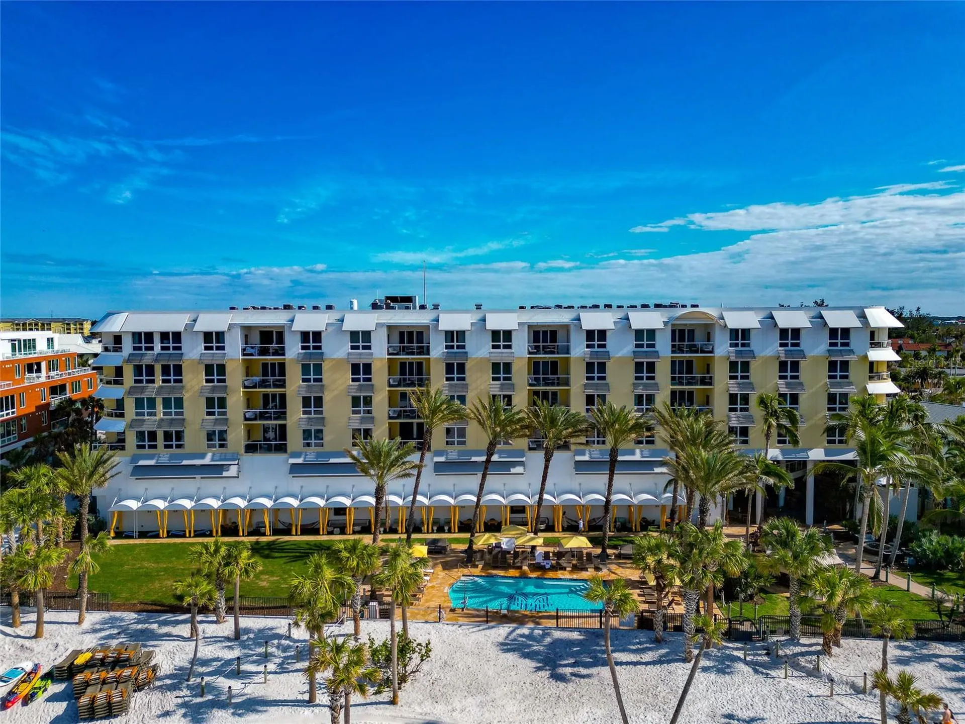 915 Seaside Drive Sarasota FL 34242
