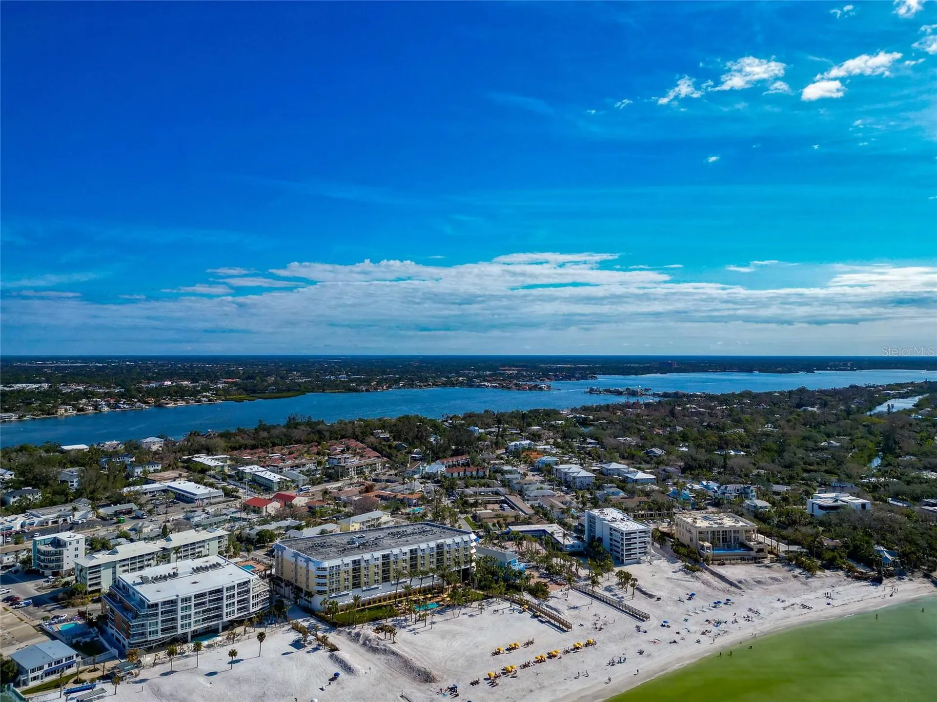 915 Seaside Drive Sarasota FL 34242