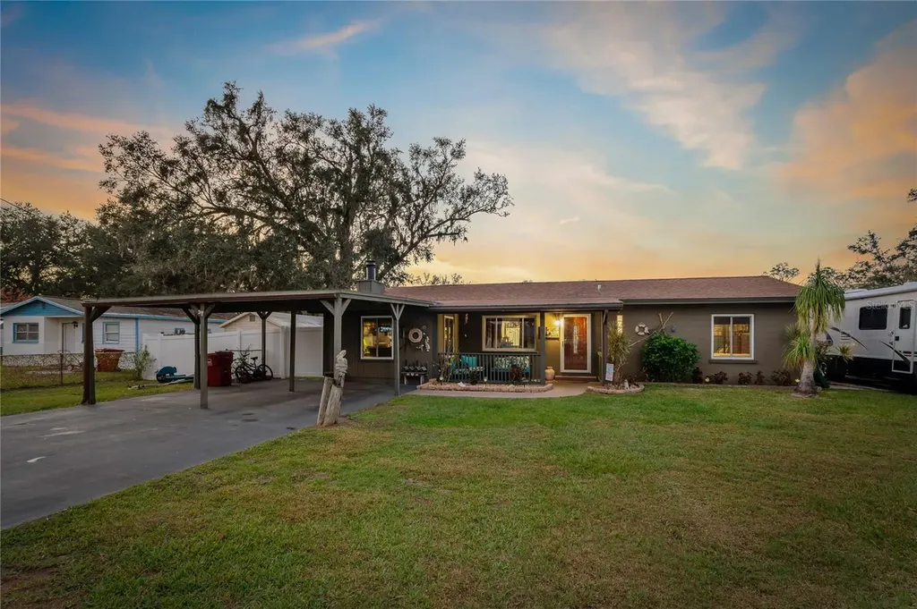 2609 Highland Avenue Plant City FL 33563