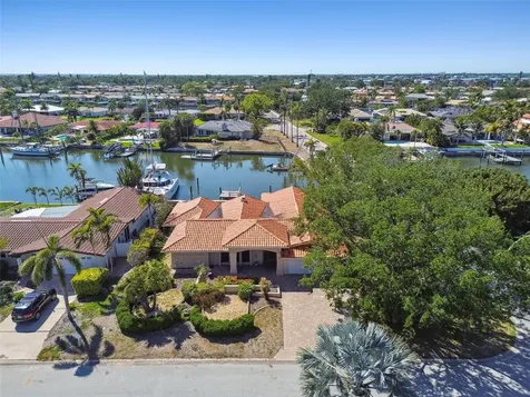 1997 Kansas Avenue NE St Petersburg FL 33703