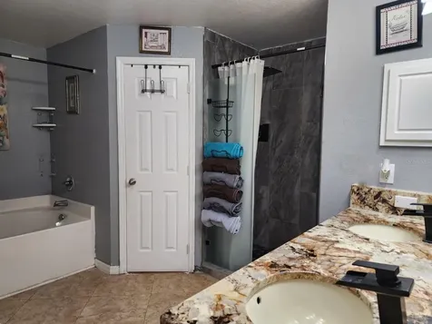 4105 NE 20th Court Cape Coral FL 33909
