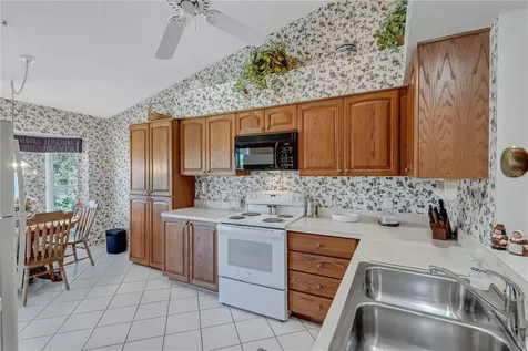 6713 Stone River Road Bradenton FL 34203