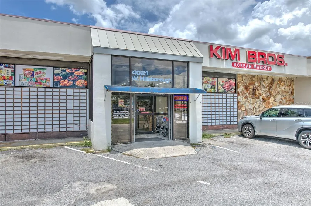 4021 W Hillsborough Avenue Tampa FL 33614
