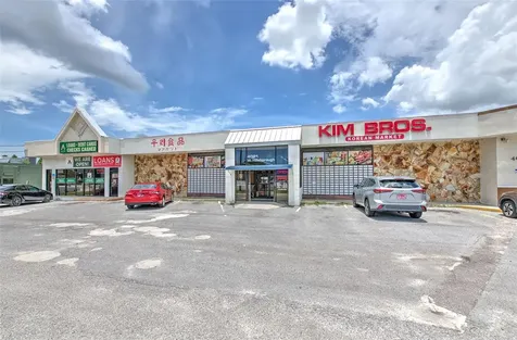 4021 W Hillsborough Avenue Tampa FL 33614