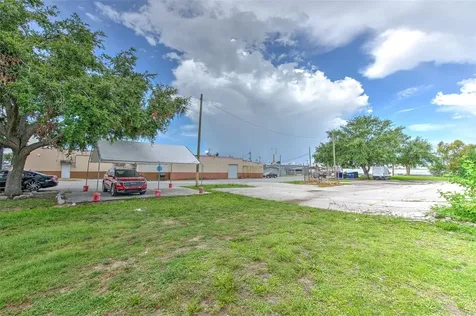 4021 W Hillsborough Avenue Tampa FL 33614