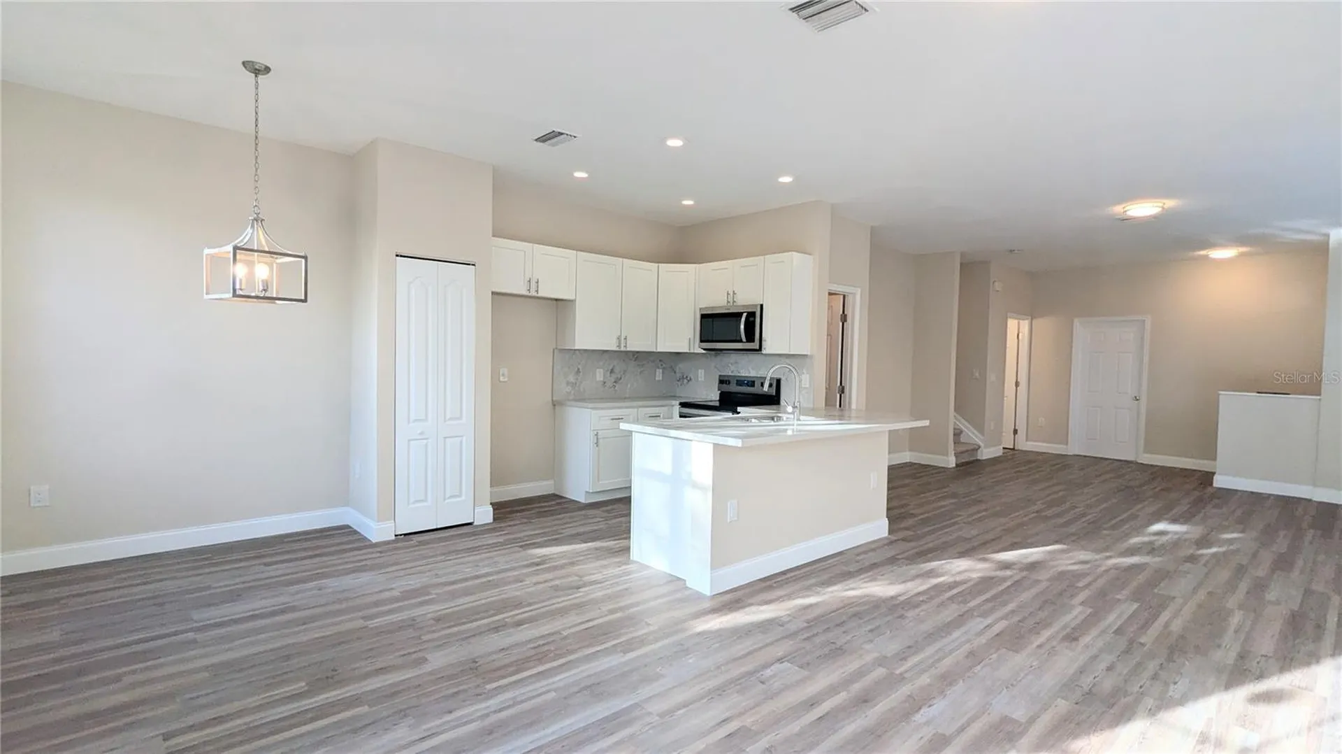 9060 Moonlit Meadows Loop Riverview FL 33578