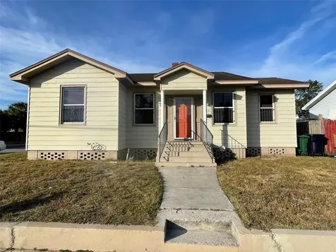 2323 W North B Street Tampa FL 33609