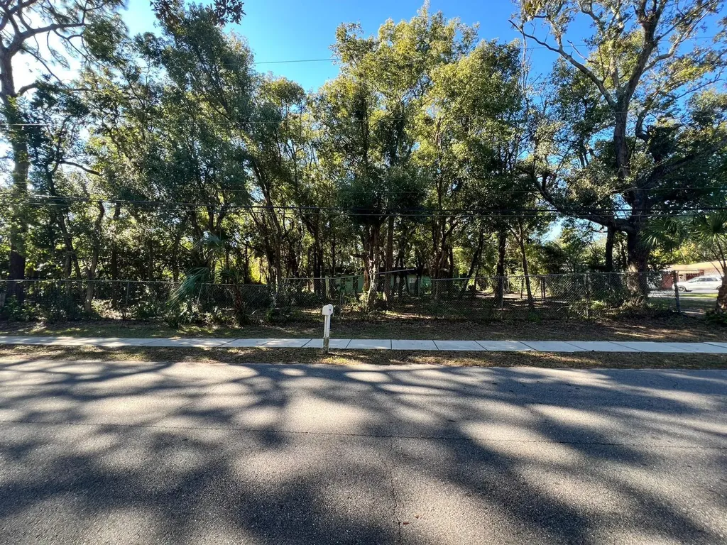 12308 N 52nd Street Temple Terrace FL 33617