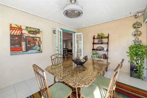 719 Wood Lane Sarasota FL 34237