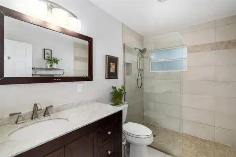 719 Wood Lane Sarasota FL 34237