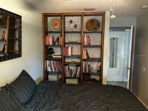 719 Wood Lane Sarasota FL 34237