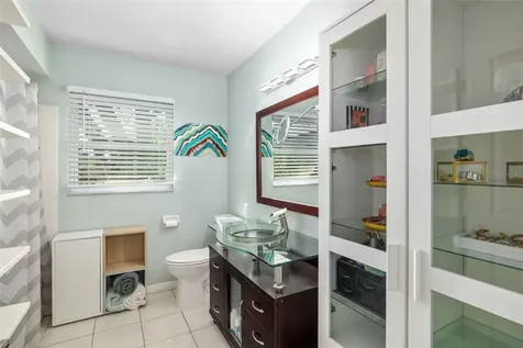 719 Wood Lane Sarasota FL 34237