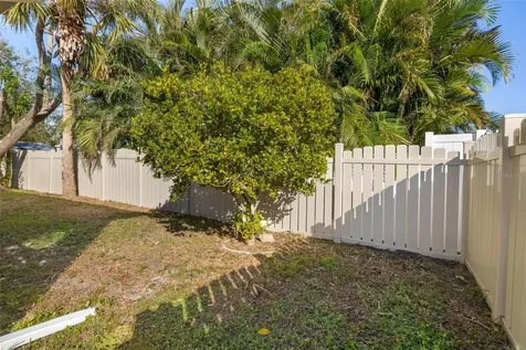 719 Wood Lane Sarasota FL 34237