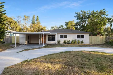 6727 13th Street N St Petersburg FL 33702