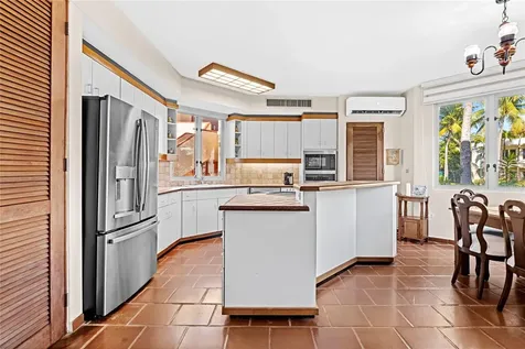 86 Lake Side Villas Vega Alta PR 00692