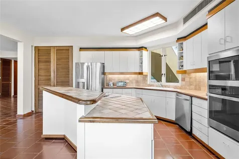 86 Lake Side Villas Vega Alta PR 00692