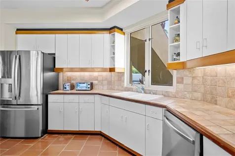 86 Lake Side Villas Vega Alta PR 00692