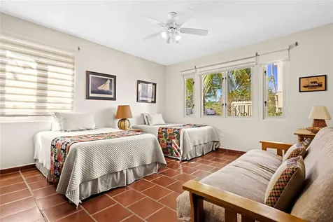 86 Lake Side Villas Vega Alta PR 00692