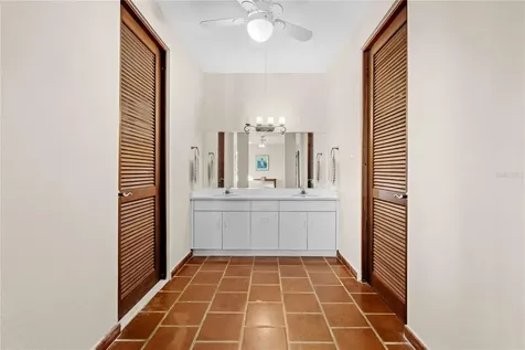 86 Lake Side Villas Vega Alta PR 00692