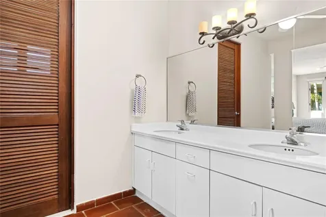 86 Lake Side Villas Vega Alta PR 00692
