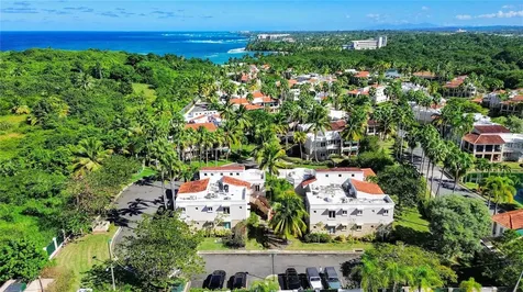 86 Lake Side Villas Vega Alta PR 00692