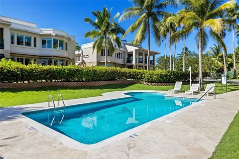 86 Lake Side Villas Vega Alta PR 00692