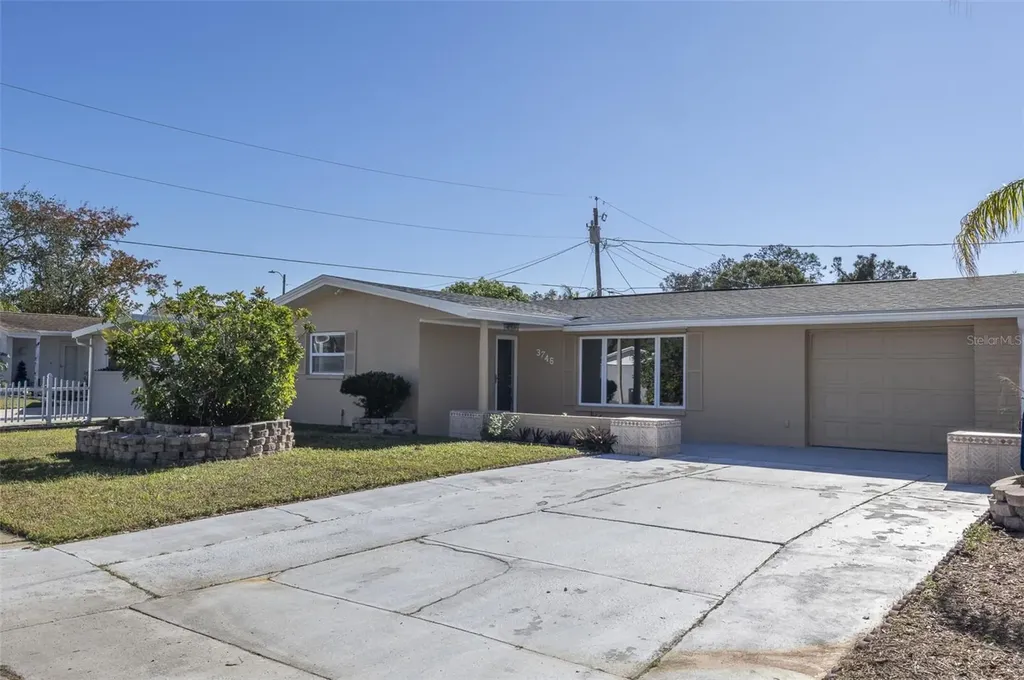 3746 Fox Dale Lane Holiday FL 34691