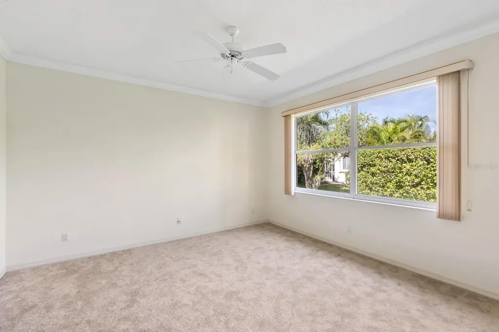 9143 Willow Brook Drive Sarasota FL 34238