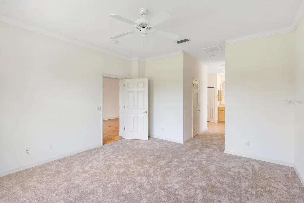 9143 Willow Brook Drive Sarasota FL 34238