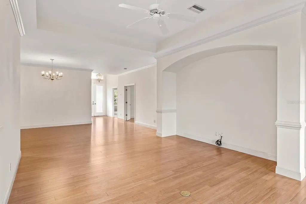 9143 Willow Brook Drive Sarasota FL 34238