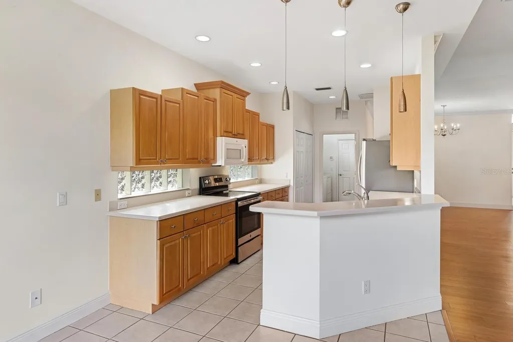 9143 Willow Brook Drive Sarasota FL 34238