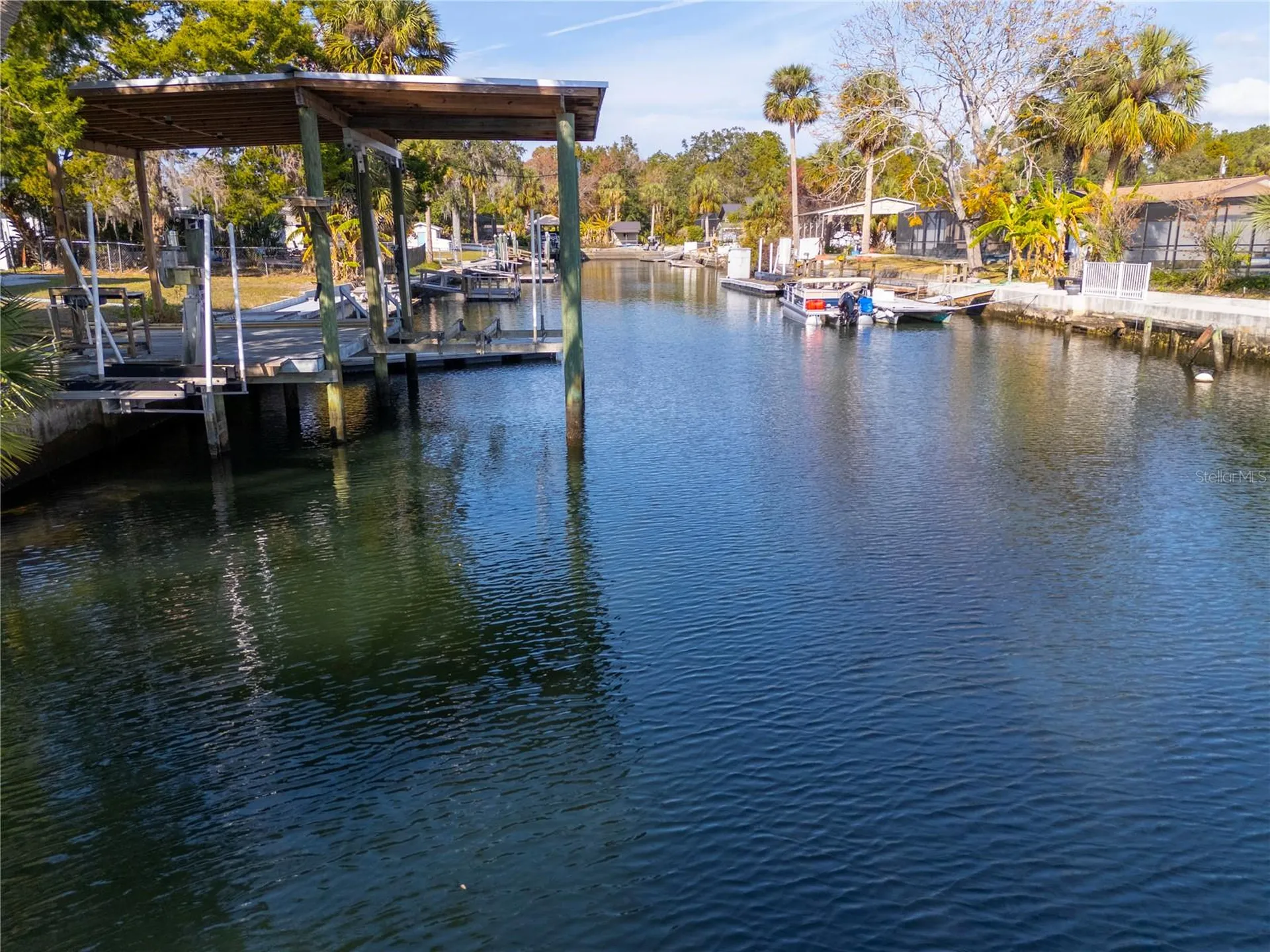 3879 N Seminole Point Crystal River FL 34428