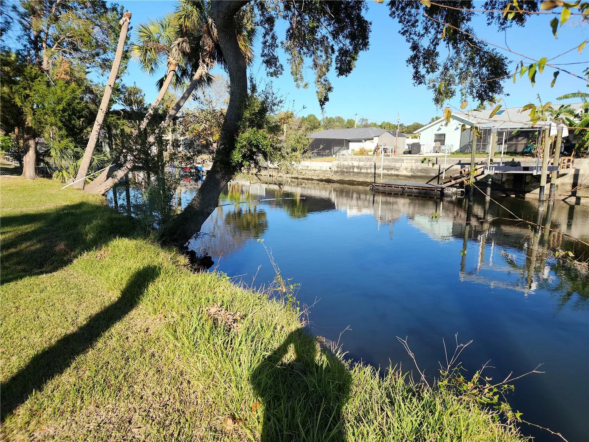 3879 N Seminole Point Crystal River FL 34428