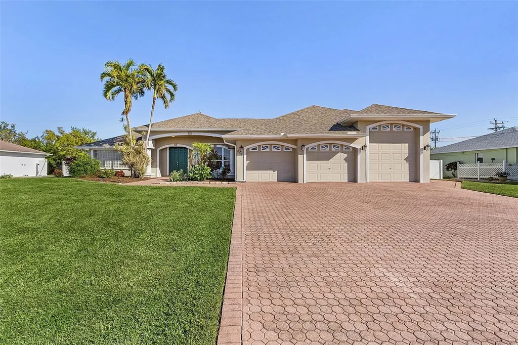 3411 SW 11th Place Cape Coral FL 33914