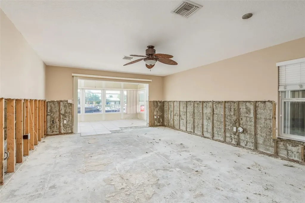 3954 Marine Parkway New Port Richey FL 34652